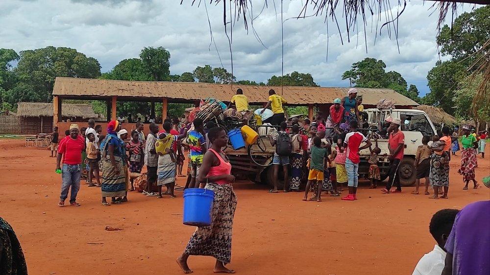 People displaced by recent outbreak of violence arrive in Nanjua