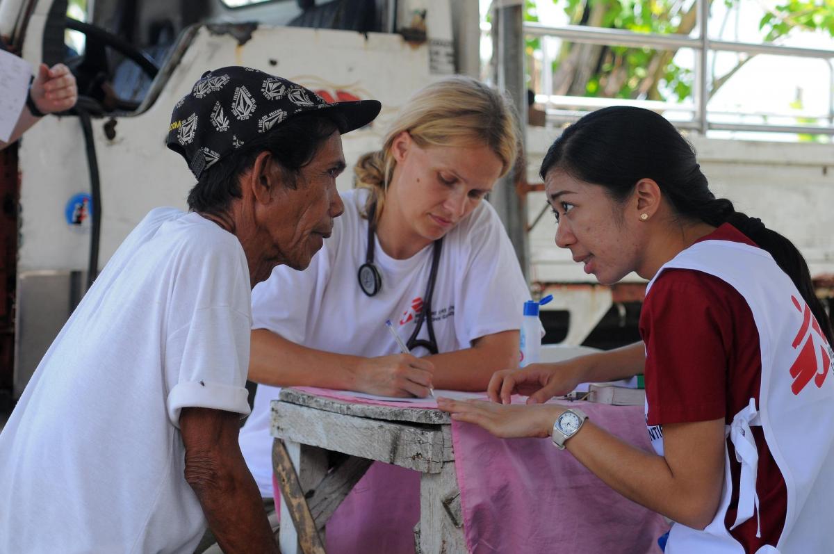 MSF Mobile clinic in Macanip village