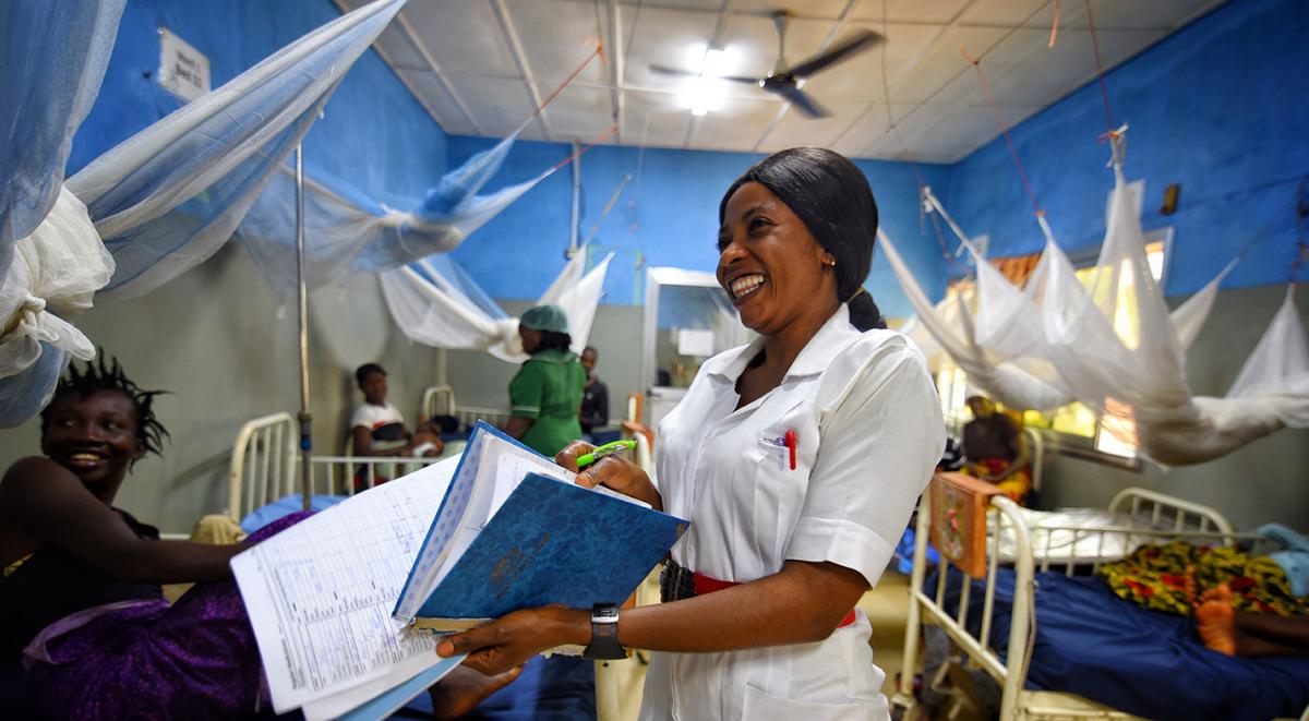 MSF nurse Rukiatu Koroma at Magburaka District Hospital