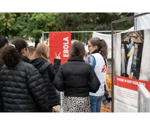 Eröffnung der Ausstellung "Ärzte ohne Grenzen hautnah"