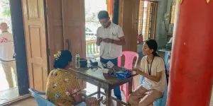 Mobile clinics in Mandalay