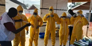 Ebola Ausbruch in der DR Kongo - Einsatz von Ärzte ohne Grenzen - Training für das Team