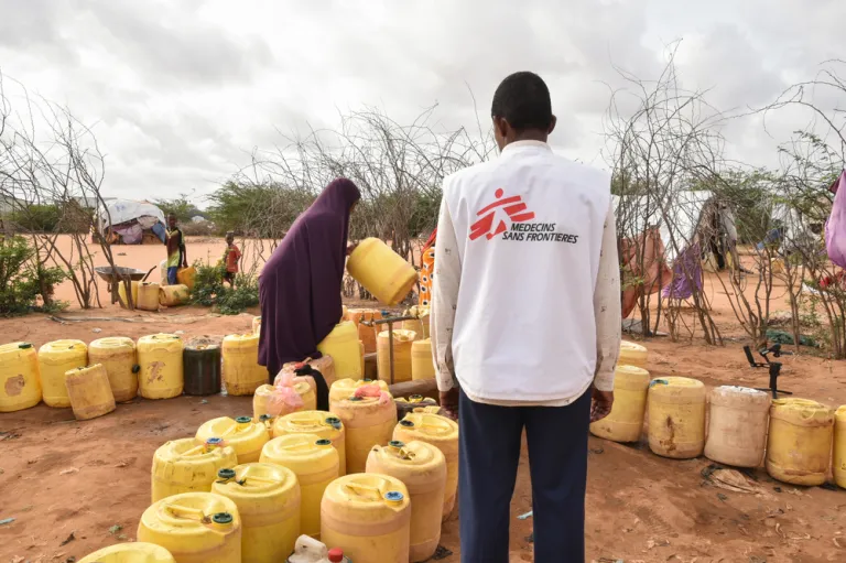 Living conditions of refugees and host communities in Dadaab