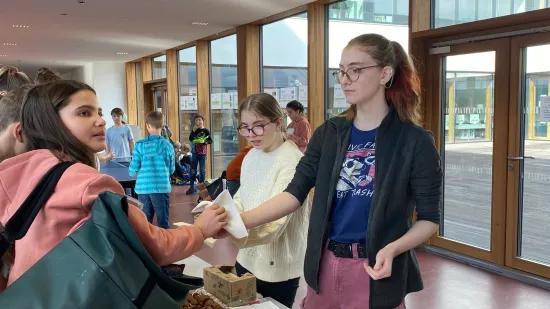 Kuchenstand BRG in der Au Innsbruck