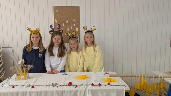 Gebackene Kekse der Foxhill Bilingual Internation School