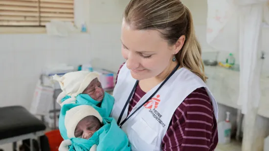 Zwillingsgeburt in unserer Klinik im Südsudan