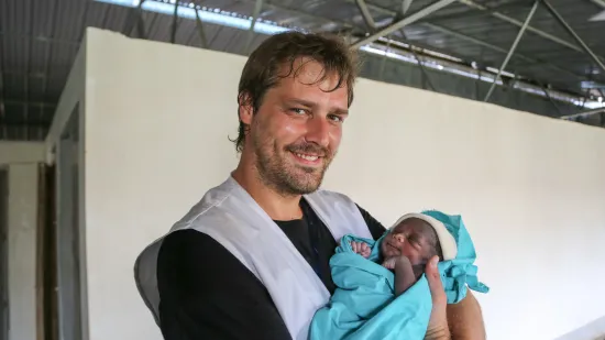 Zwillingsgeburt in unserer Klinik im Südsudan
