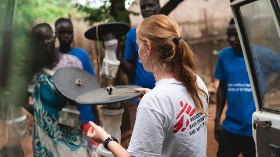 Auf der Jagd nach Moskitos – wie eine Studie im Kampf gegen Malaria helfen soll