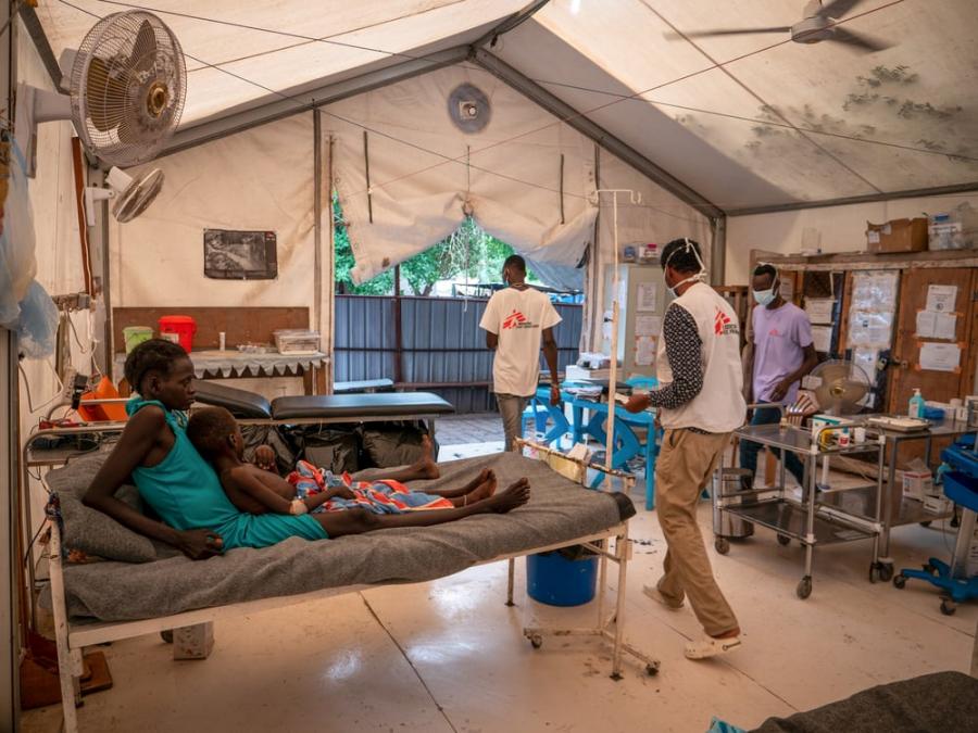 Patients in MSF hospital in Old Fangak