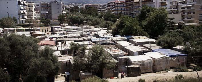 Behelfsunterkünfte Afghanischer Flüchtlinge in Patras