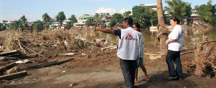 Ärzte ohne Grenzen unterstützt Flutopfer auf den Mindanao Inseln mit medizinischer Hilfe.