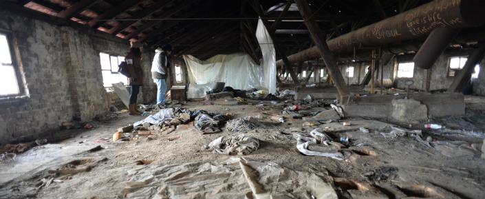 Serbia MSB18262 web Hunderte Asylsuchende und Migranten suchten in einer alten Ziegelfabrik in Subotica Zuflucht.
