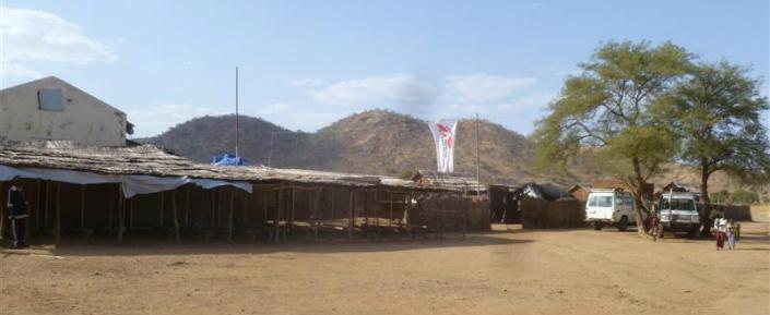 Sudan MSB9401 web Am Montag, den 16. Juni 2014, wurde das Krankenhaus von Ärzte ohne Grenzen in Farandalla von zwei Bomben getroffen.