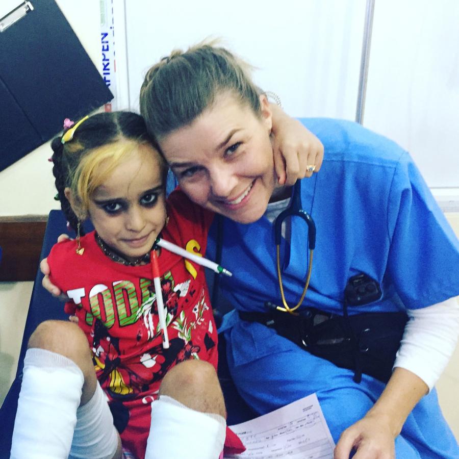 Die Kinderärztin Monica Thallinger behandelt in unserem Krankenhaus in West-Mossul irakische Kinder. Besonders berührt hat sie die Begegnung mit der achtjährigen Alia - hier erzählt sie ihre Geschichte.