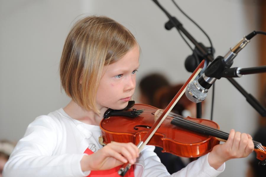 Lara Exner, Violinkonzert für Ärzte ohne Grenzen