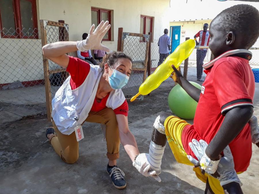 Snakebite physiotherapy in Agok Snakebite physiotherapy in Agok