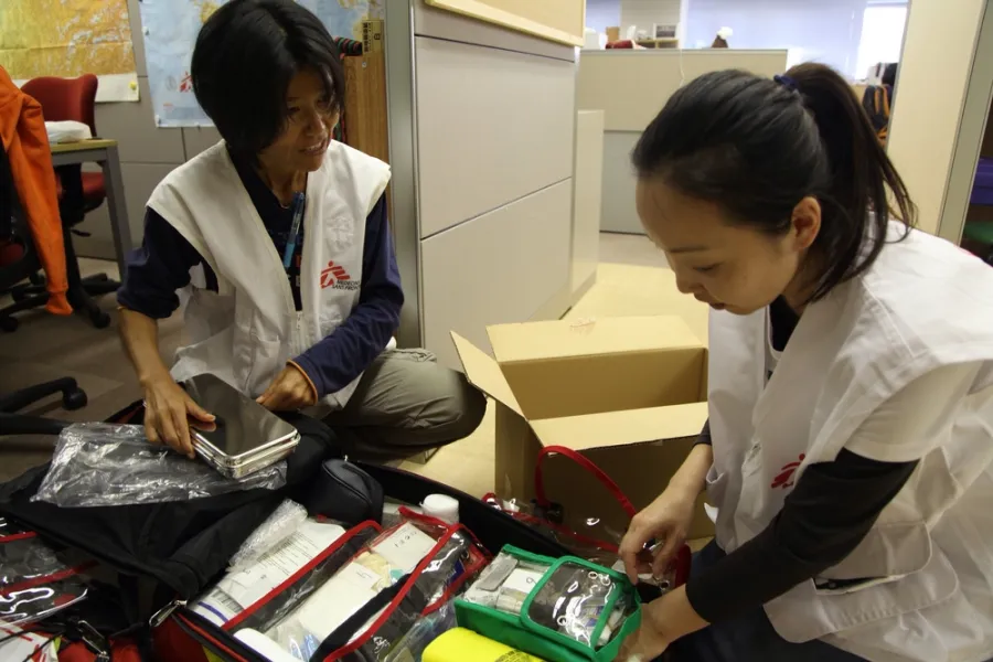 Nepal: Erste Nothilfeteams im Erdbebengebiet angekommen