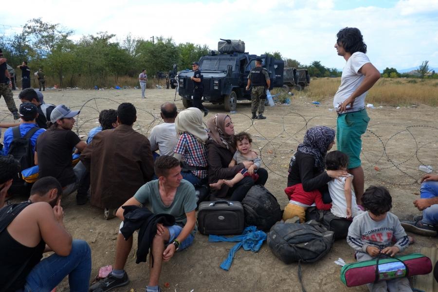 Chaotic scenes at Greece/FYROM Border