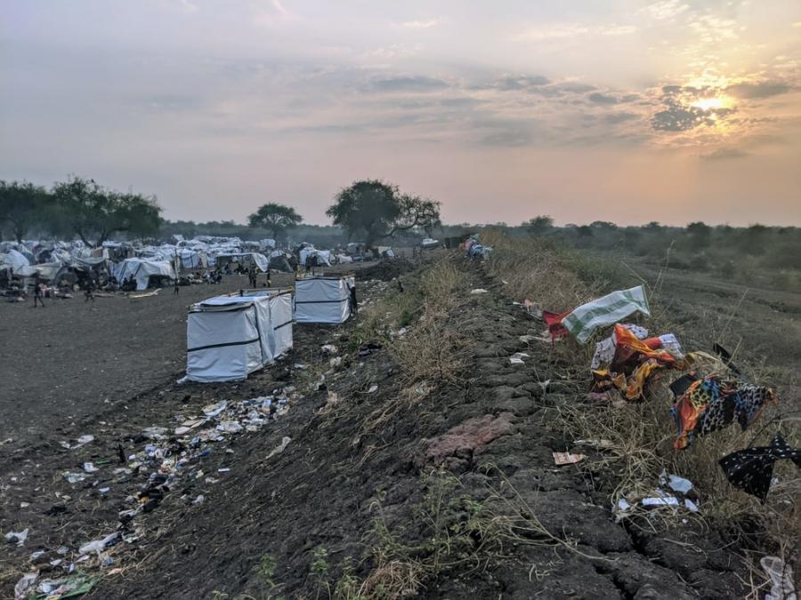 Pibor-Thousands flee into the bush as conflict intensifies