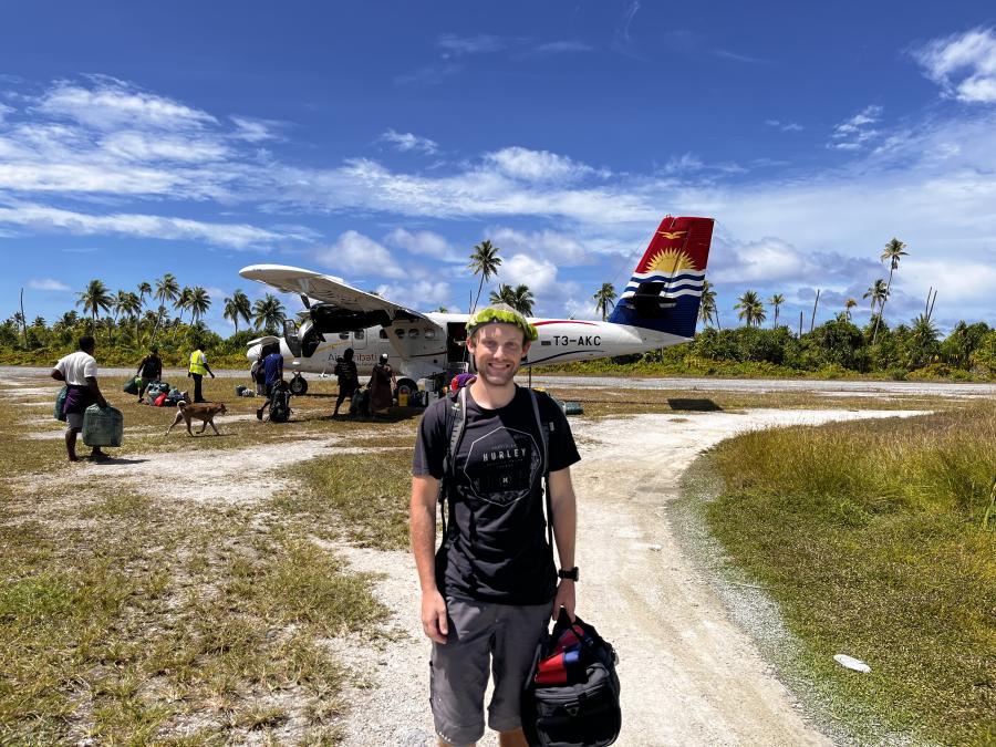 Ärzte ohne Grenzen Logistiker Martin Mühlbacher bei seiner Ankunft in Kiribati