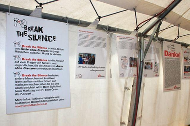 Break the Silence - Informationstafeln in der Ausstellung