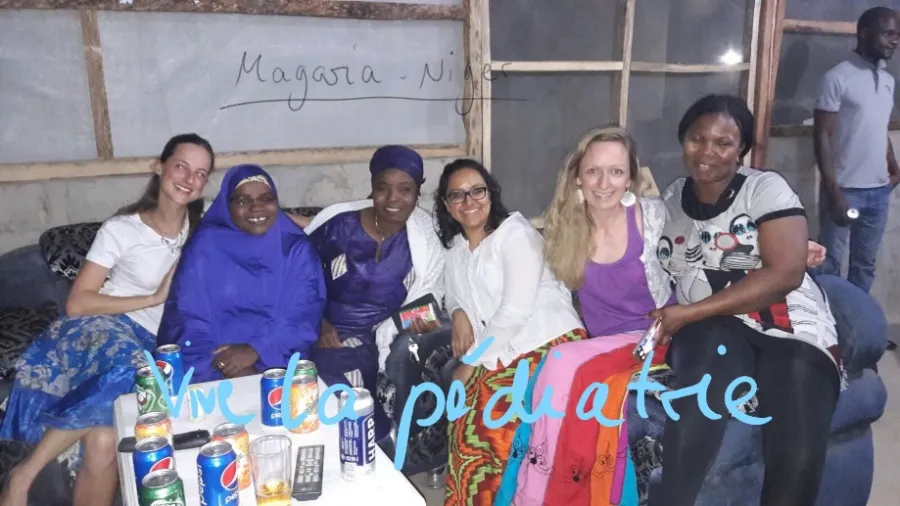 Kinderärztin Julia Rappenecker ist derzeit auf ihrem ersten Einsatz mit Ärzte ohne Grenzen in Magaria. Im Einsatzblog erzählt die Schweizerin über ihre Eindrücke. 