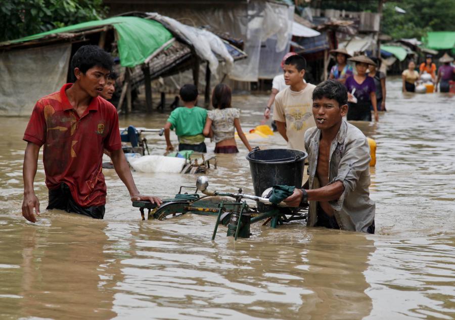 Starke Überschwemmungen in Myanmar in Westen und Norden des Landes