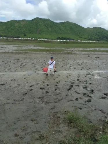 Welte_Conny_Myanmar_Schlamm_2014-01