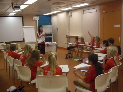 MSF_Jaros_Runde_Kinderuni14