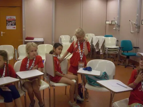 MSF_Jaros_Stethoskop_Kinderuni14