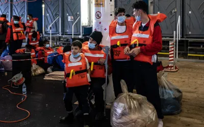 DISEMBARKATION OF SURVIVORS  - MESSINA