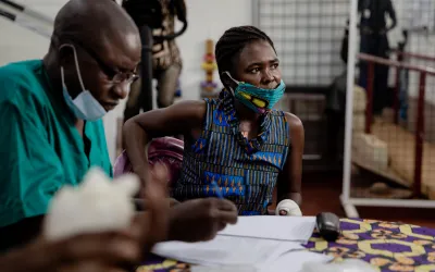 The journey of a wounded woman at MSF'SICA hospital in Bangui
