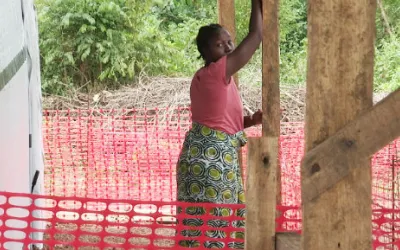 Die schwangere Patientin Kumba in unserem Ebola-Behandlungszentrum.