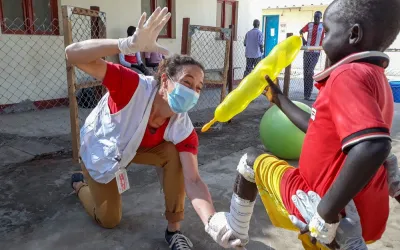 Snakebite physiotherapy in Agok