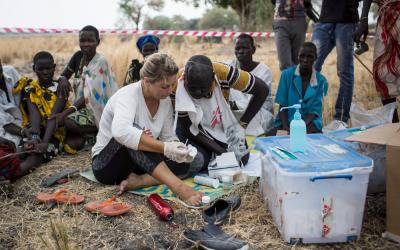 Outdoors support clinics, Thaker. Leer, South Sudan