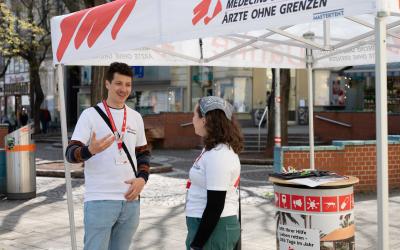 Straßenfundraising, Straßenwerbung, Ärzte ohne Grenzen