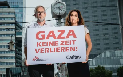 Alexander Bodmann (Caritas) und Laura Leyer (Ärzte ohne Grenzen)