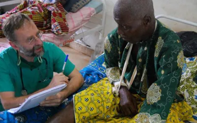 Martial Ledecq, Chirurg von Ärzte ohne Grenzen in Bangolo 2011