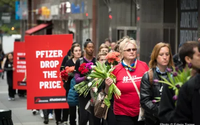 414.404 Menschen weltweit fordern bezahlbare Impfstoffe von Pfizer und GSK