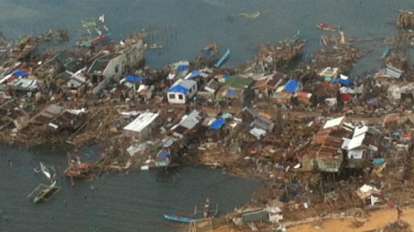 Guiuan von Taifun Haiyan massiv betroffen (c) MSF