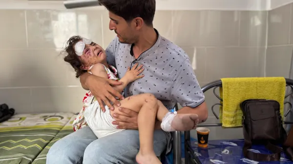Gaza: Under bombs: MSF Colleagues and Their Kids Injured