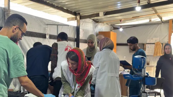 Gunshot victims at Al Mawasi clinc