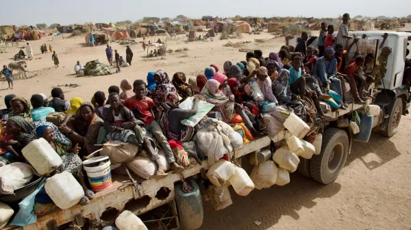 Arrival of displaced civilians from besieged El-Fasher in the camp of Tawila Omda