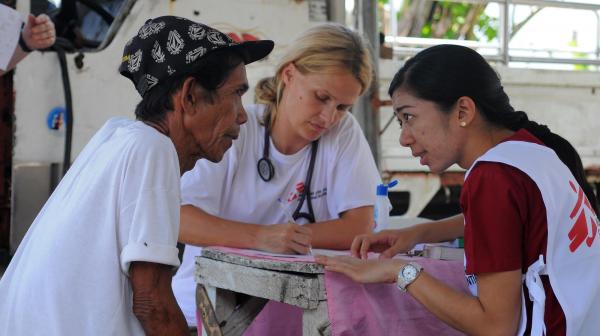 MSF Mobile clinic in Macanip village