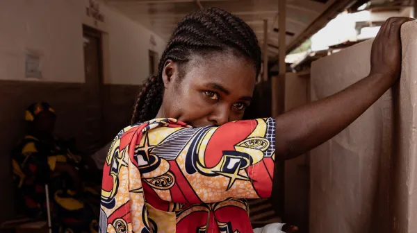 The journey of a wounded woman at MSF'SICA hospital in Bangui