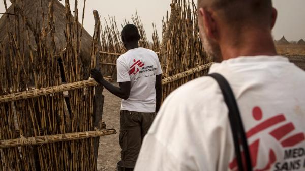 Outdoors support clinics, Thaker. Leer, South Sudan