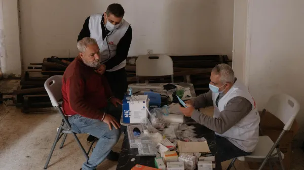 Stories and activities in Azarieh shelter