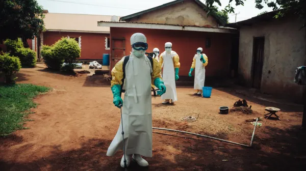 100 days of Ebola - Decontamination