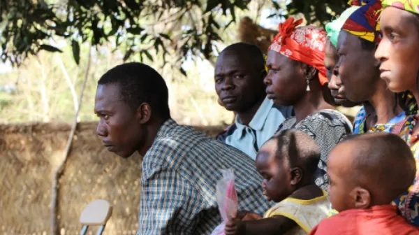 Ärzte ohne Grenzen hat ein Gesundheitszentrum in Bitoye aufgebaut, um die Menschen medizinisch zu versorgen.