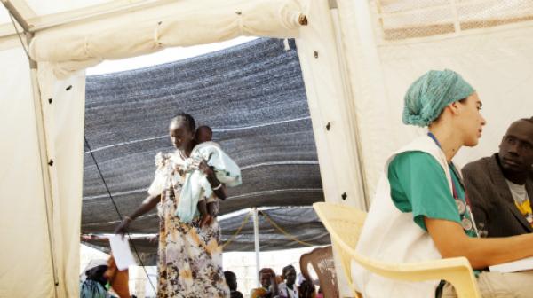 Mehr als 15.000 Menschen sind vor der Gewalt in den Bezirk Melut im Bundesstaat Upper Nile geflohen.